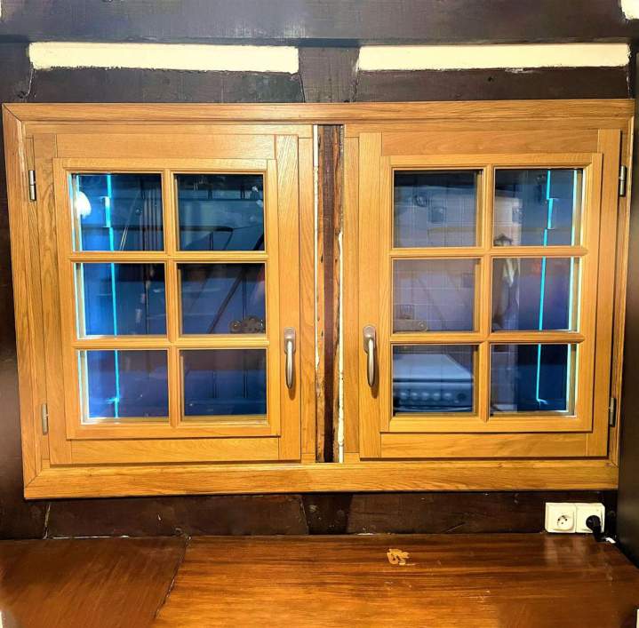 Pose de menuiserie bois Pont-Audemer